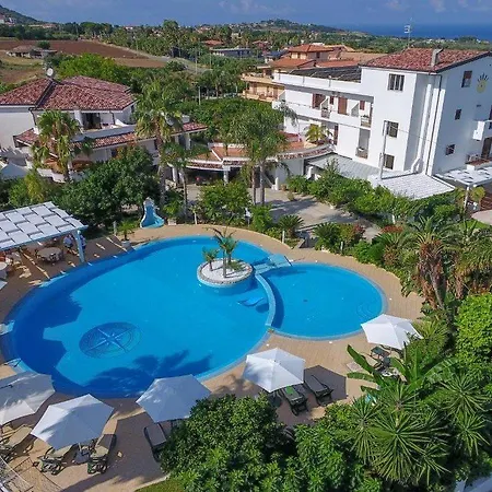 Ξενοδοχείο La Bussola Calabria 3*