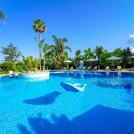 فندق La Bussola Calabria 3*