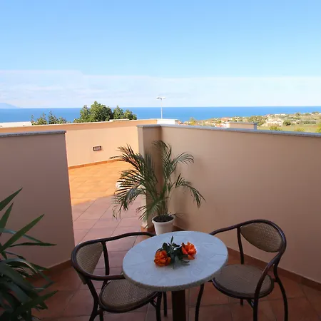 La Bussola Calabria 3*