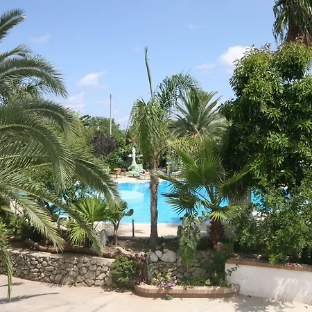 Hotel La Bussola Calabria 3*