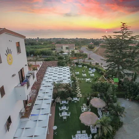 Hotel La Bussola Calabria 3*