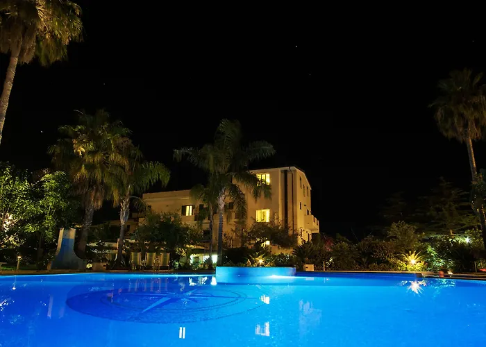 Hotel La Bussola Calabria 3*